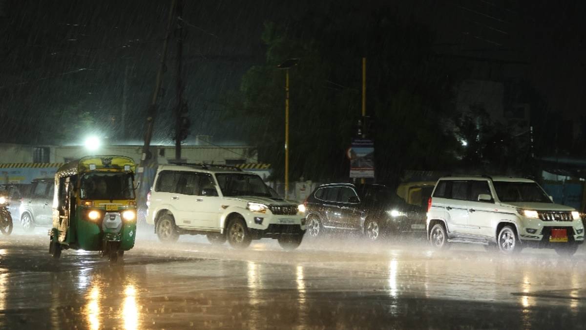 Indore Weather Update: अगले दो दिन इंदौर शहर में हल्की से मध्यम बारिश के आसार