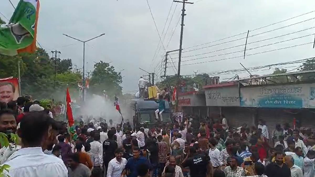 police use water canon on congress workers
MP Top 5 Evening News