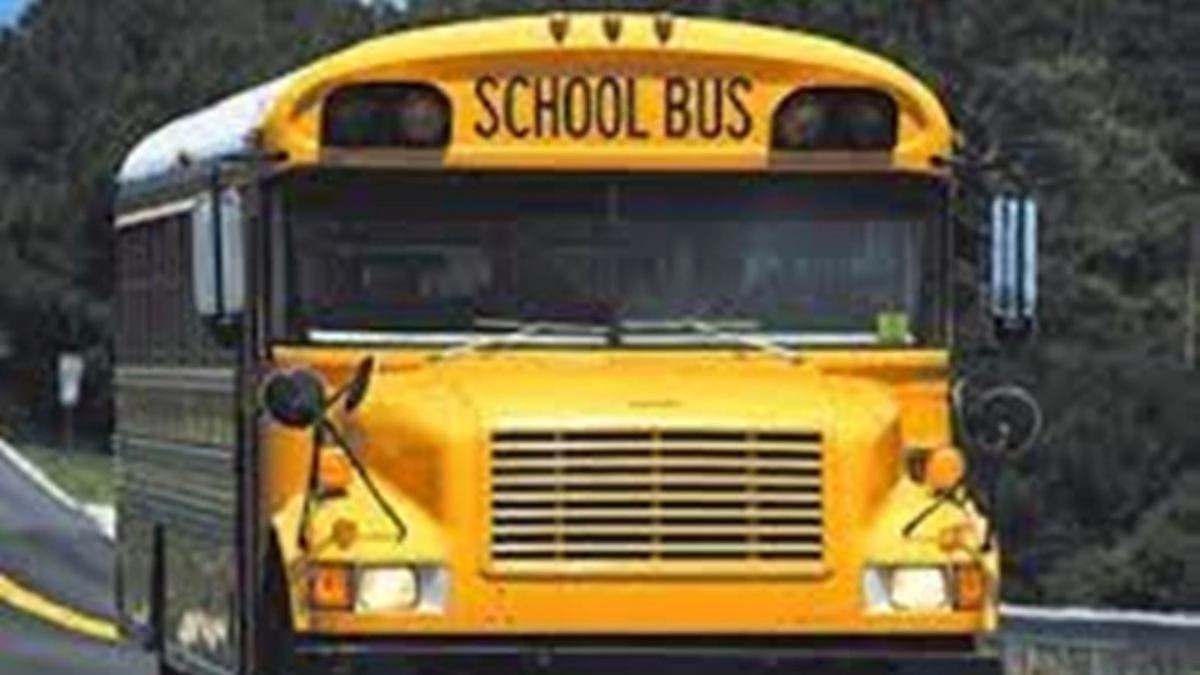 School Bus New Rules: मध्‍य प्रदेश में अब बिना परमिट वाले स्कूल व यात्री वाहनों पर प्रति सीट लगेगा जुर्माना