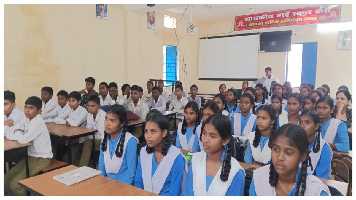घरेलू हिंसा पर सामने आकर करें विरोध, बालिकाएं भी अपराध पर न रहें चुप: रतनपुर पुलिस की अनोखी पहल