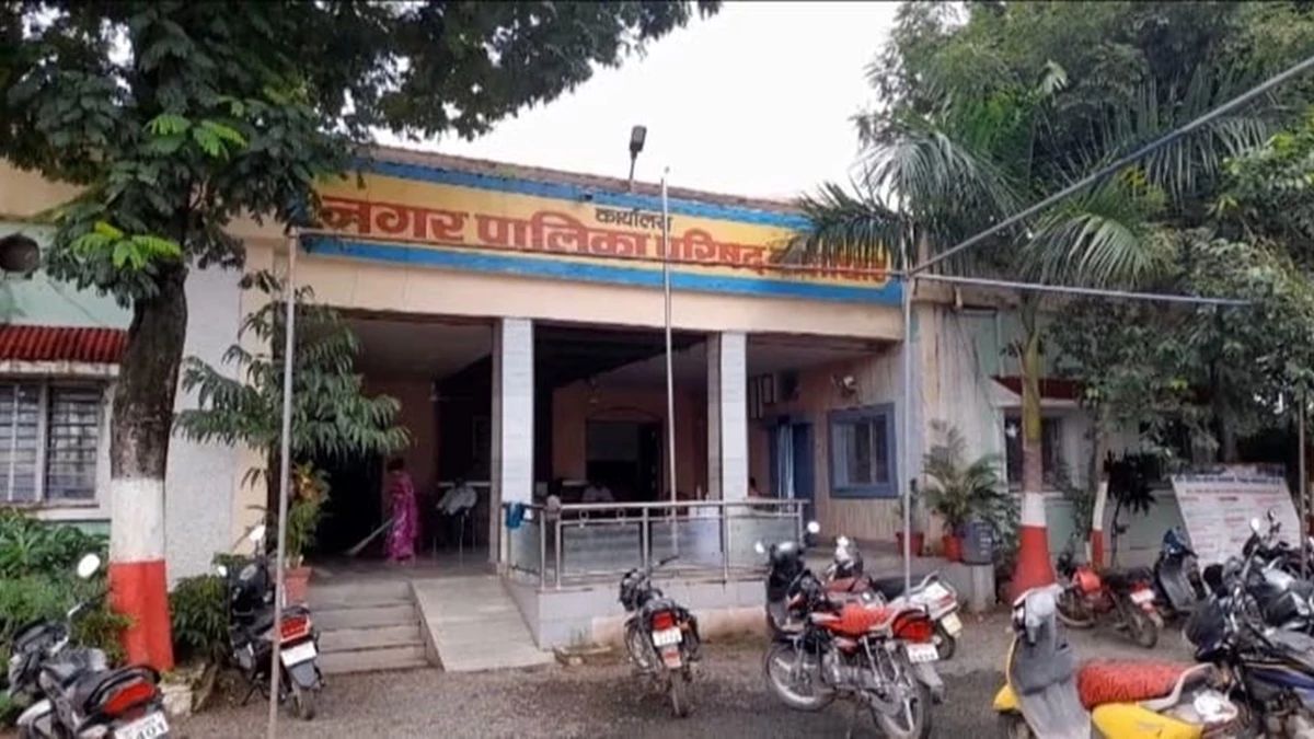 PM Awas Yojana से राशि लेकर नहीं बनाया घर, अब हितग्राहियों के खिलाफ दर्ज होगी एफआईआर