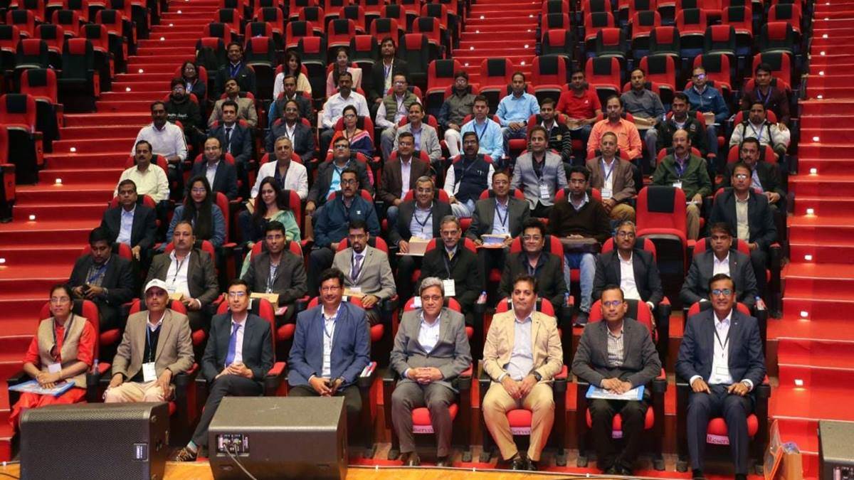 IIT Indore आइआइटी इंदौर ने कार्पोरेट और उद्योग कनेक्ट आयोजित किया