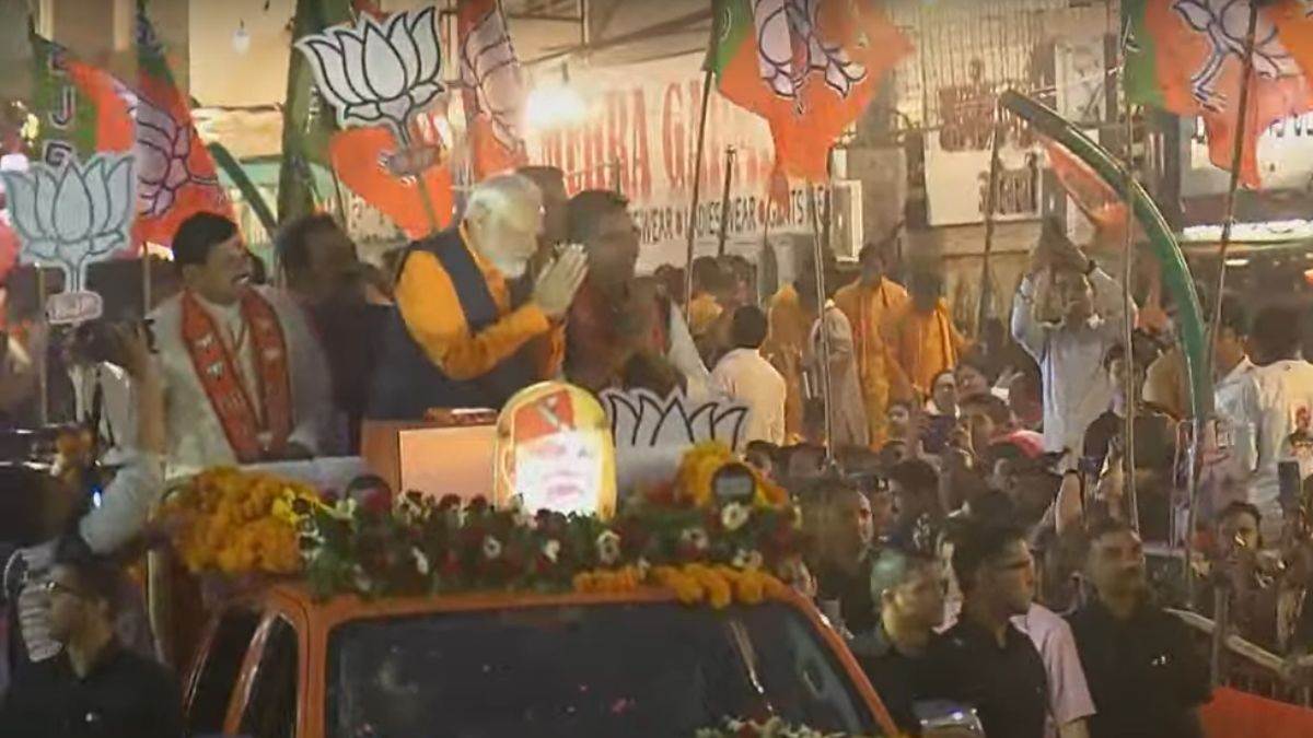 PM Modi Street Present Jabalpur: पीएम नरेन्द्र मोदी का जबलपुर में रोड शो, जनता का किया अभिवादन