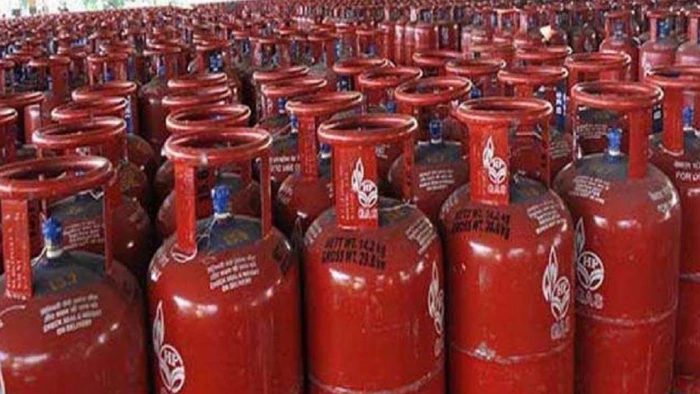 LPG सिलिंडर को कहें अलविदा! एमपी सरकार का सख्त फरमान - अब अपनाना ही होगा पीएनजी कनेक्शन