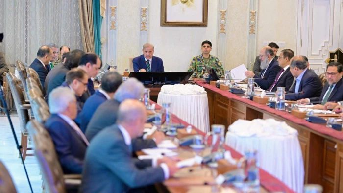 ईरान युद्ध से हालत खराब, पाकिस्तान में आज रात से लगेगा लॉकडाउन, शहबाज शरीफ ने किया एलान