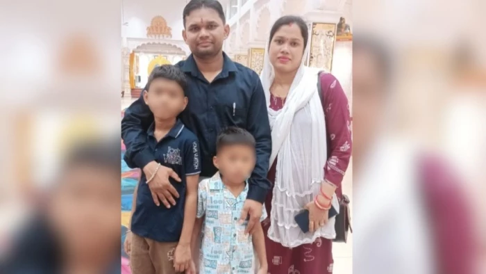 CG में लव मैरिज बनी सजा: 11 साल से दंपती का बच्चों सहित हुक्का-पानी बंद, सामाजिक कार्यक्रमों में रोक; पीड़ित ने थाने में लगाई गुहार