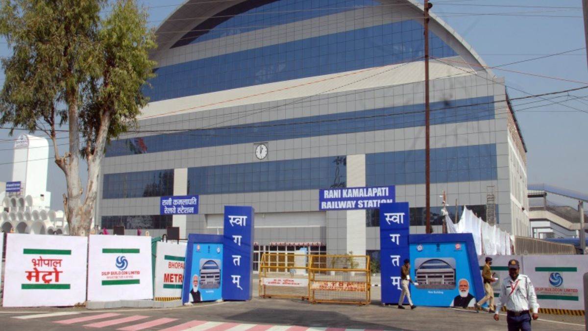 रानी कमलापति रेलवे स्टेशन बनेगा और भी हाईटेक, 4.49 करोड़ से अपग्रेड होगा सिग्नल सिस्टम, ट्रेनों की रफ्तार होगी तेज