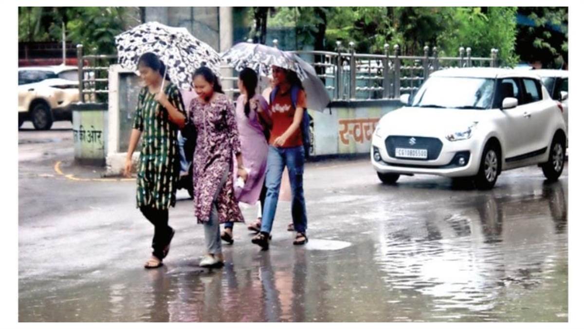 बिलासपुर में मूसलाधार बारिश का कहर: महज 15 घंटे में 110 मिमी पानी बरसा, पूरा शहर हुआ जलमग्न