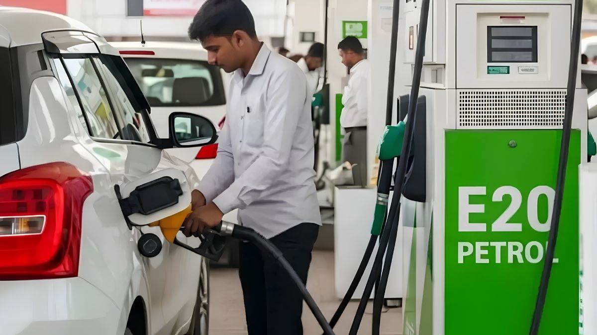 E-20 पेट्रोल विवाद पर केंद्र सरकार का बड़ा कदम, पेट्रोल पंपों पर फिर मिल सकता है बिना इथेनॉल वाला सामान्य ईंधन, मंथन शुरू