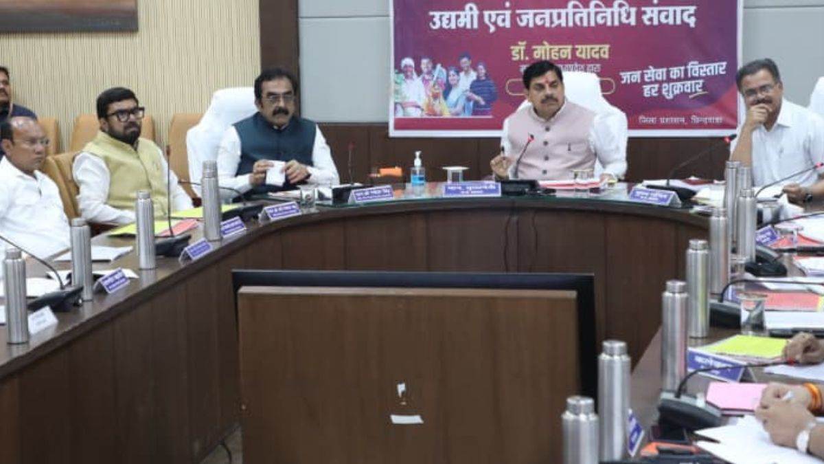 मुख्यमंत्री डॉ. मोहन यादव बोले- छिंदवाड़ा में 1281 अधिकारी-कर्मचारियों को पदोन्नति का लाभ