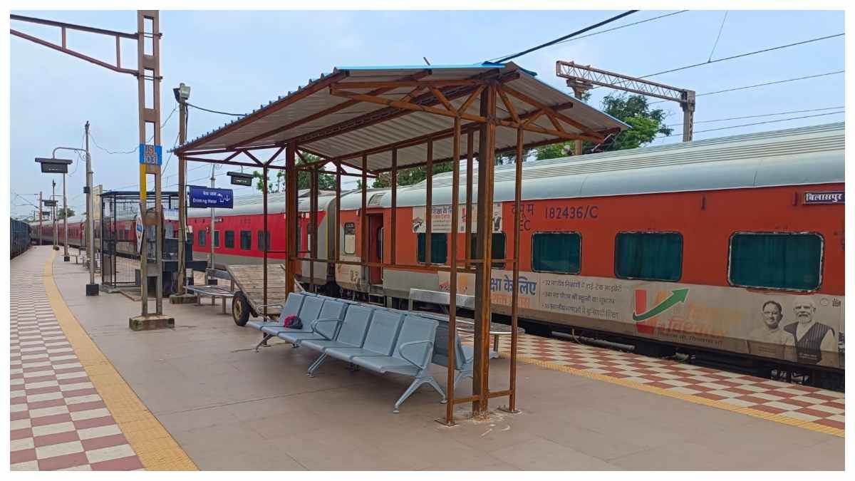 उसलापुर स्टेशन के प्लेटफॉर्म 2 व 3 पर राहत, मुफ्त में बनेंगे शेल्टर, यात्रियों को मिलेगी कुर्सियां