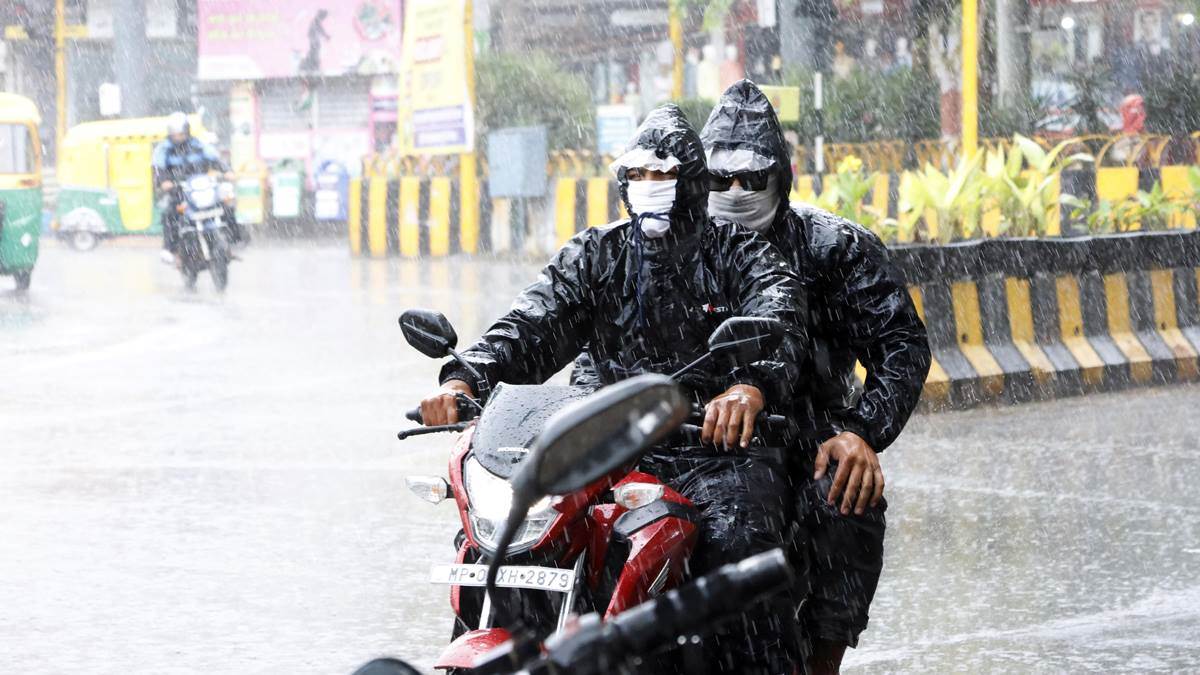 Indore Weather Update18 दिन बाद इंदौर में झमाझम बारिश पिछले 15 घंटों में 176 मिलीमीटर वर्षा 5312