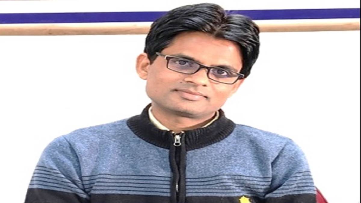 छत्तीसगढ़ के लाल का कमाल: दुनिया के शीर्ष पांच प्रतिशत वैज्ञानिकों में शामिल हुए राजनांदगांव के डाकेश्वर वर्मा, इन क्षेत्रों में शोध से मिली पहचान