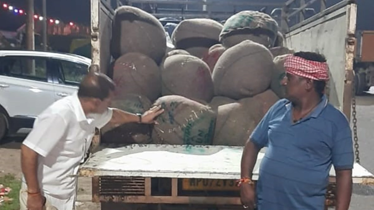 MP News: मावे से भरा वाहन जब्त, 1,640 किलोग्राम मावा बरामद