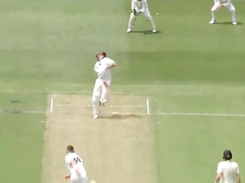 Dangerous Cricket Pitch खतरनाक हुआ पिच, कई खिलाड़ी चोटिल, रद्द करना