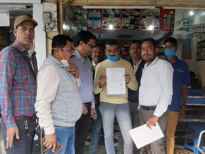 जबलपुर में अवैध निर्माण कर सड़क तक तानी दुकानें, इंदिरा मार्केट के 52 दुकानदारों को नोटिस