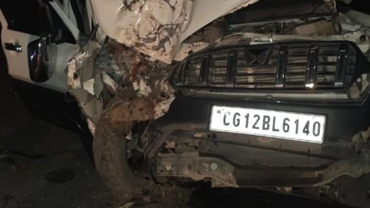 कोरबा में वन विभाग का स्कॉर्पियो पेड़ से टकराई, रेंजर एवं चालक घायल