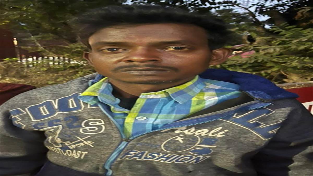 Ambikapur Information:साइबर ठगी का आरोपित गिरफ्तार,2.94 लाख बरामद