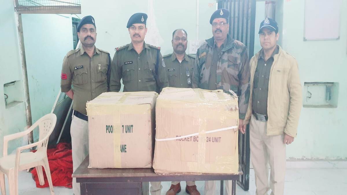 Sagar Information: हरदा हादसे के बाद कार्रवाई, बंडा और सुभाष नगर से भारी मात्रा में पटाखे जब्त