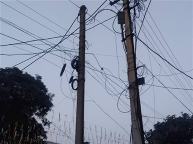 औपचारिकताएं पूरी कर उपभोक्ता को बिजली कनेक्शन दें जबलपुर जिला उपभोक्ता