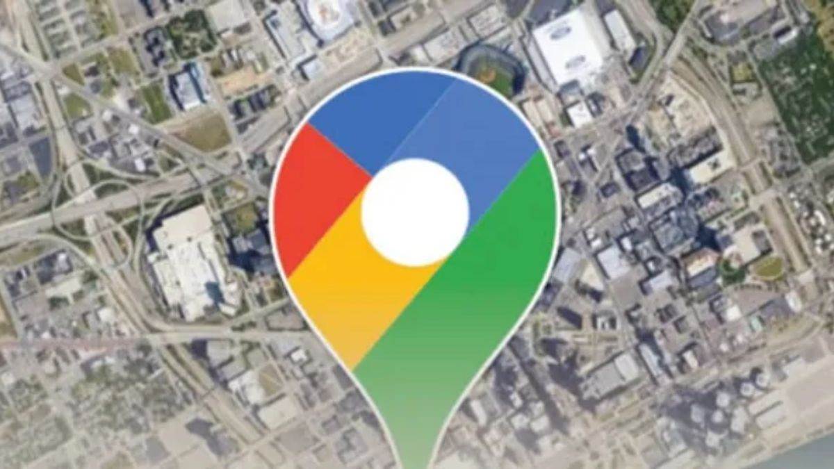 गूगल मैप की सहायता से जा रहे थे शादी में, गलत दिशा के कारण भटके रास्ता, नाले में गिरी कार