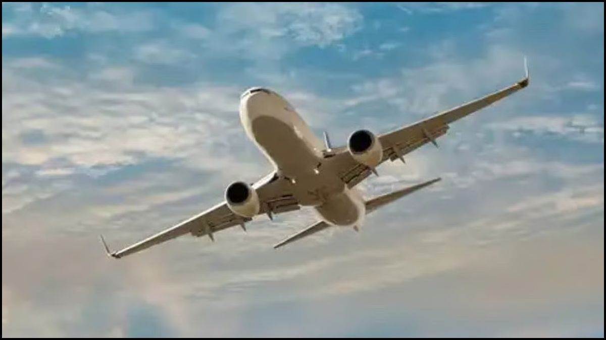 हवाई सफर पर मिडिल ईस्ट युद्ध की मार, एयर टर्बाइन फ्यूल के दाम बढ़ने से किराया बढ़ा, भोपाल से दिल्ली का सफर 4500 के पार