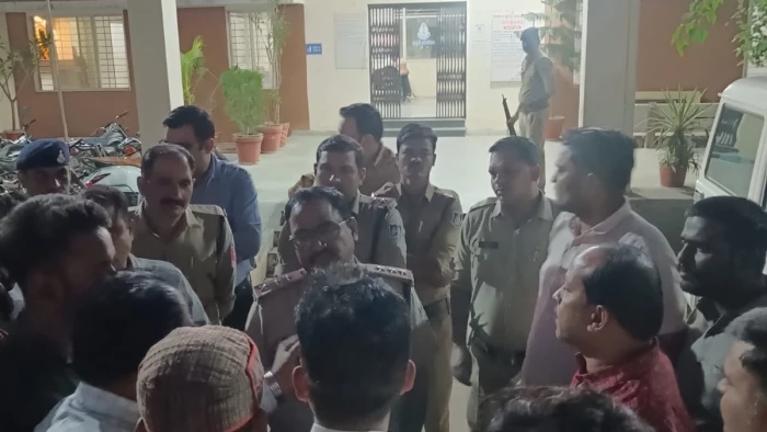 देवास में डॉक्‍टरों से स्टिंग ऑपरेशन के नाम पर ब्लैकमेलिंग मामले में दो आरोपित जेल, एक का पुलिस रिमांड