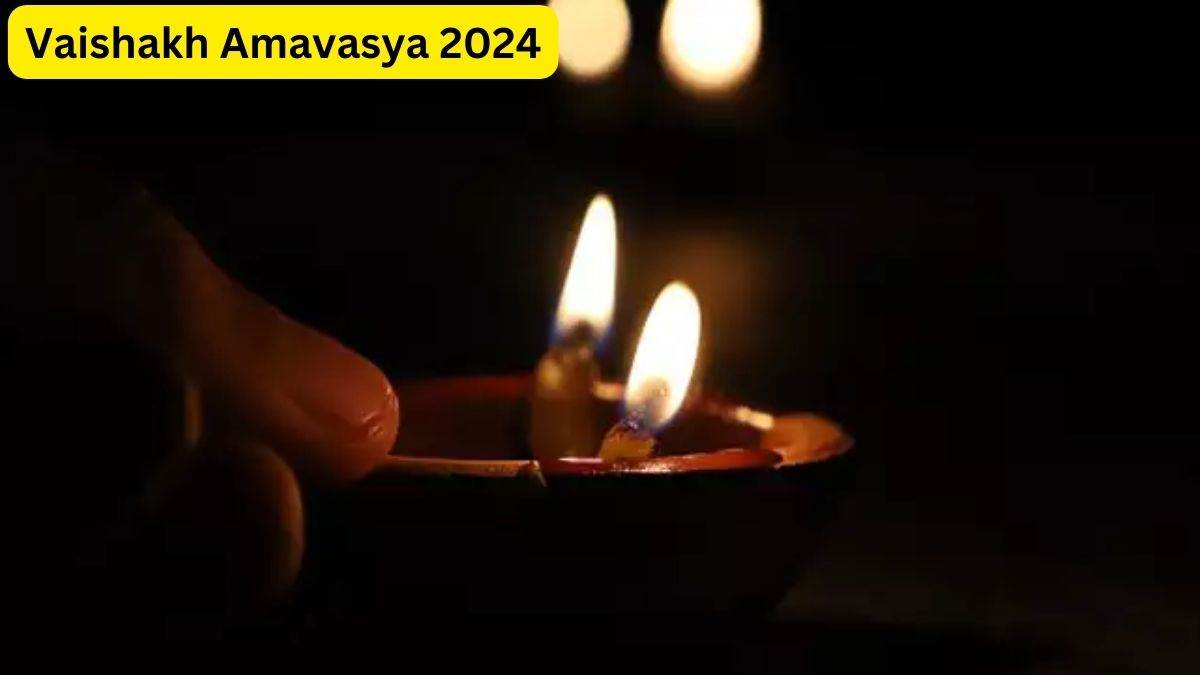 Vaishakh Amavasya 2024: घर की छत पर आज रात में जरूर जलाएं दीपक, पितरों को मिलेगी शांति