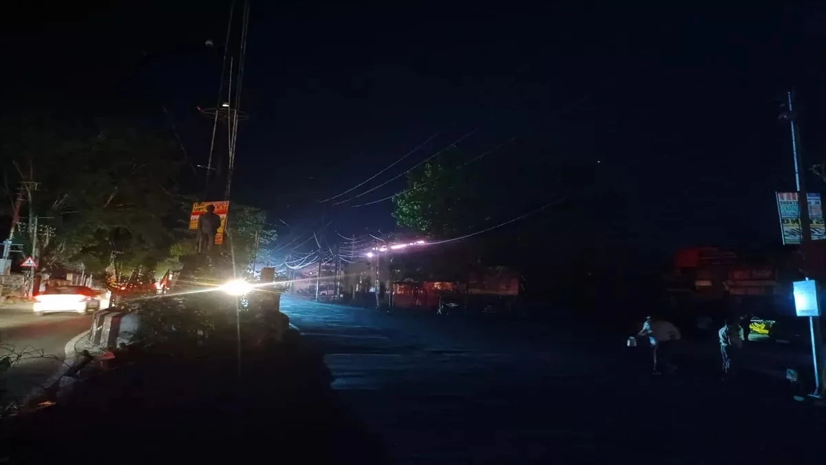 Pakistan failed to target military stations in Pathankot and Udhampur, Indian Army neutralized