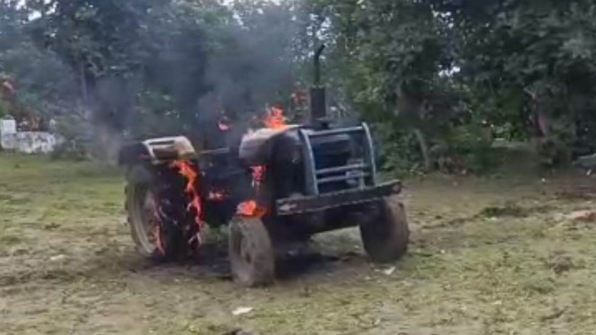 शहडोल में बाइक सवारों को कुचला, एक की मौत, दो घायल, भीड़ ने ट्रैक्टर में लगाई आग