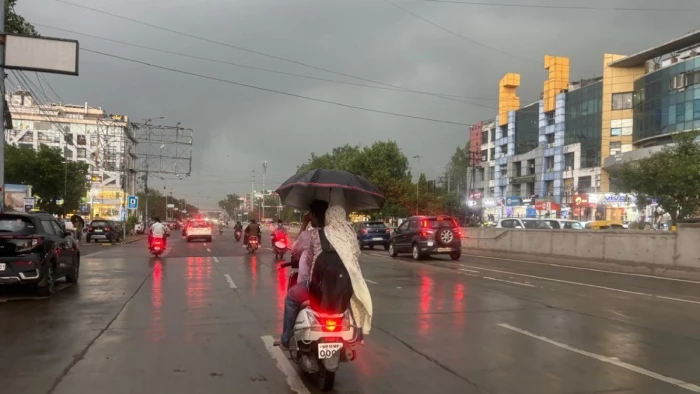 Monsoon Update: इंदौर संभाग में आज गरज-चमक के साथ बारिश के आसार, धार-उज्जैन में यलो अलर्ट