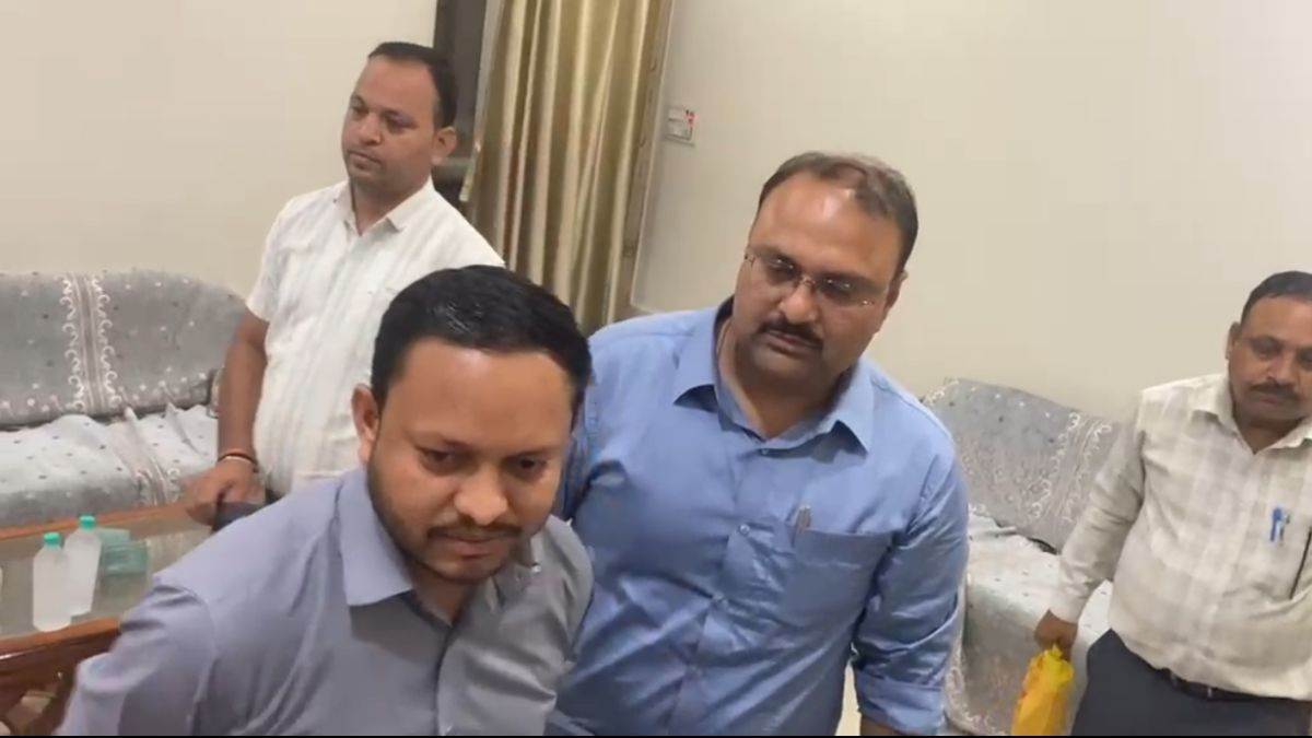 मां बगलामुखी मंदिर दान विवाद: सुंदरीकरण समिति के लॉकर से निकला 29 किलो चांदी और सोना, जांच में मचा हड़कंप