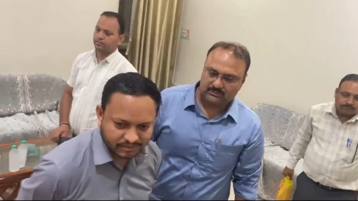 मां बगलामुखी मंदिर दान विवाद: सुंदरीकरण समिति के लॉकर से निकला 29 किलो चांदी और सोना, जांच में मचा हड़कंप