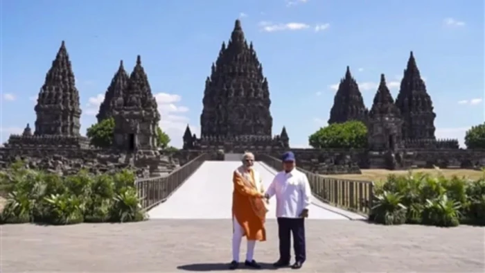 पीएम मोदी ने इंडोनेशिया के ऐतिहासिक प्रम्बानन मंदिर में की पूजा-अर्चना, प्राचीन हिंदू विरासत के जीर्णोद्धार के लिए हुआ बड़ा समझौता