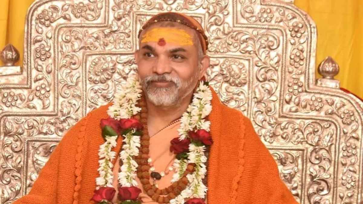 स्वामी अविमुक्तेश्वरानंद बोले - गांधीजी नहीं है भारत के राष्ट्र पिता, PM मोदी से गोमाता को राष्ट्र माता का दर्जा देने की मांग की
