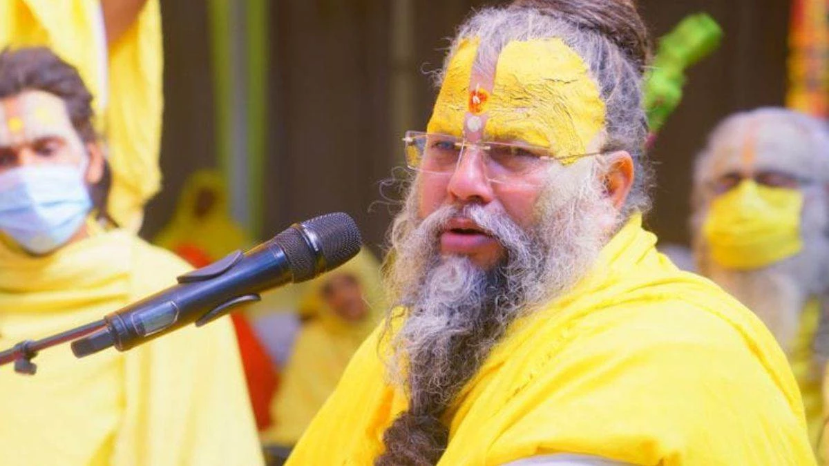 संत प्रेमानंद महाराज ने अपने स्वास्थ्य को लेकर दिया बड़ा अपडेट, सोशल मीडिया पर फैल रही भ्रामक बातों से दूर रहने की सलाह