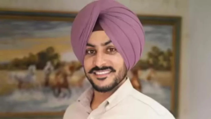 फेमस पंजाबी सिंगर की रोड एक्सीडेंट में हुई मौत, शिमला जाते समय हुआ हादसा... वेंटिलेटर पर ली आखिरी सांस