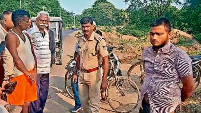'पाकिस्तान से आया हूं, मेरे साथ 11 लोग बॉर्डर से भारत में घुसे हैं', जबलपुर में हड़कंप मचाने वाला युवक निकला यूपी का