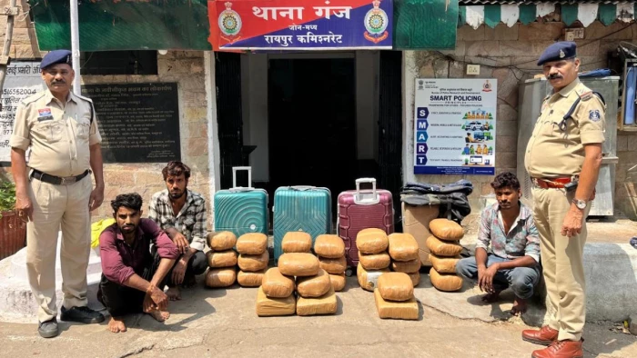 रायपुर पुलिस का नशे के सौदागरों पर स्ट्राइक, 24 घंटे में 1.27 क्विंटल गांजा जब्त, 64 लाख की खेप के साथ 6 गिरफ्तार