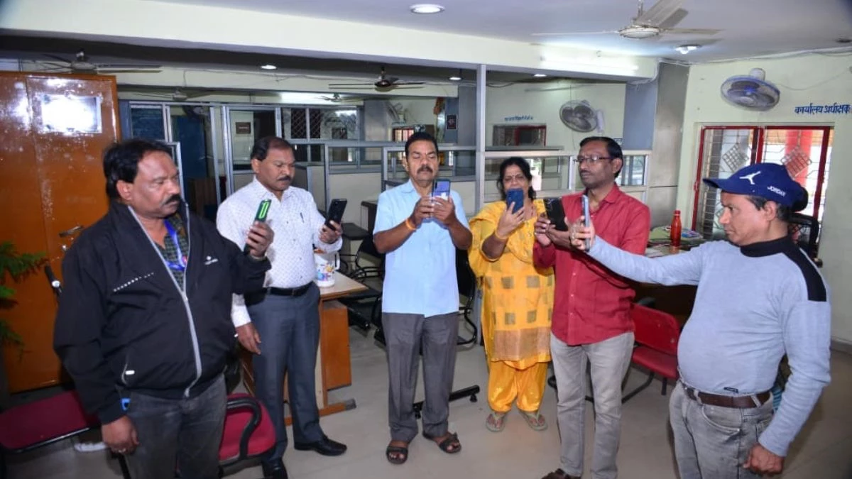 E-Attendance लगाने में इंदौर-भोपाल पिछड़े, इस शहर के अधिकारी-कर्मचारी ने मारी बाजी, निगरानी से बढ़े आंकड़े