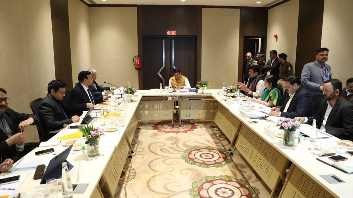 मध्य प्रदेश के विकास पर खजुराहो में मंथन करने जुटी सरकार, सीएम कर रहे विभागों की समीक्षा