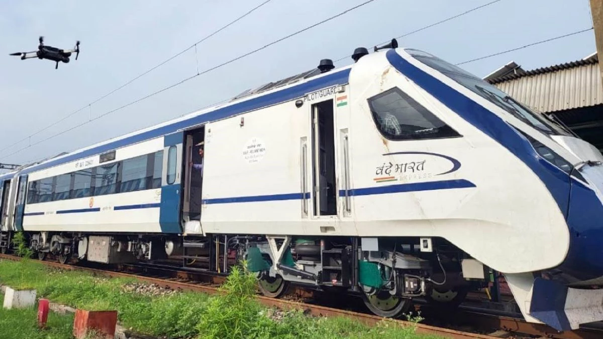 मार्च से वंदे भारत समेत प्रीमियम ट्रेनों में होगा बदलाव, फल-सब्जियों के छिलकों से बनी बायोडिग्रेडेबल थाली में मिलेगा भोजन