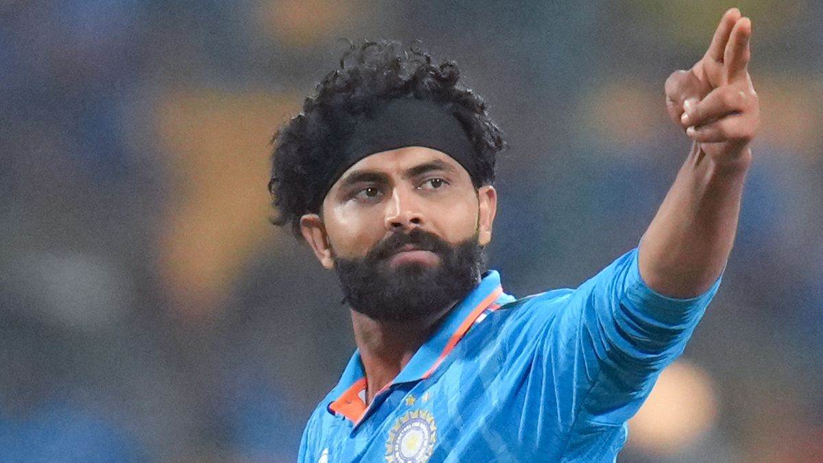 Ravindra Jadeja Household Dispute: ससुर ने रिवाबा पर लगाए संगीन आरोप, छोड़ा घर, पढ़िए रविंद्र जडेजा की प्रतिक्रिया