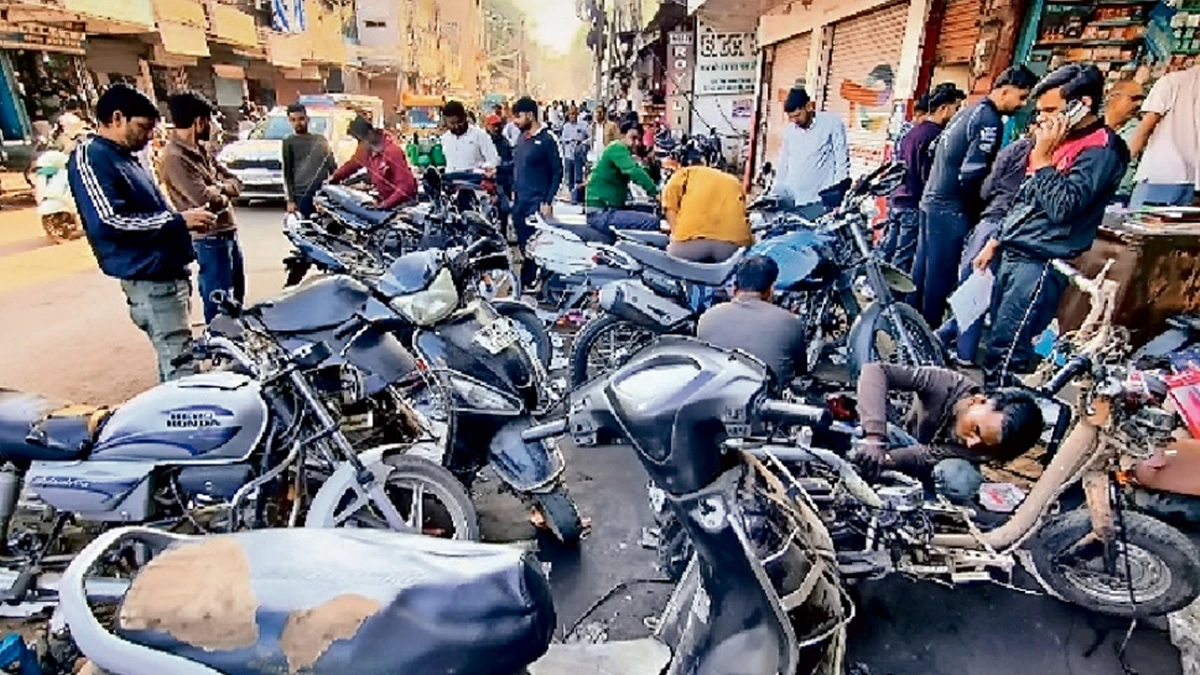 एथेनाल कर रहा इंजन को बीमार; गाड़‍ियां खुद पकड़ रही रफ्तार, तो कभी चलते हुए हो रही बंद