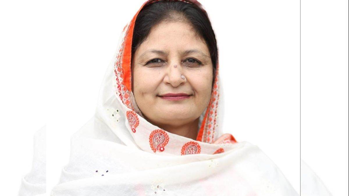 इंदौर में वंदेमातरम् पर संग्राम... 'कांग्रेस भाड़ में जाए' बोलने वाली पार्षद रुबीना खान को पार्टी से बाहर करने की तैयारी