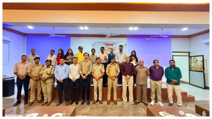 लिव-इन रिलेशनशिप से लेकर साइबर सुरक्षा तक: बिलासपुर एसएसपी रजनेश सिंह ने किया जनजागरूकता फिल्मों का विमोचन