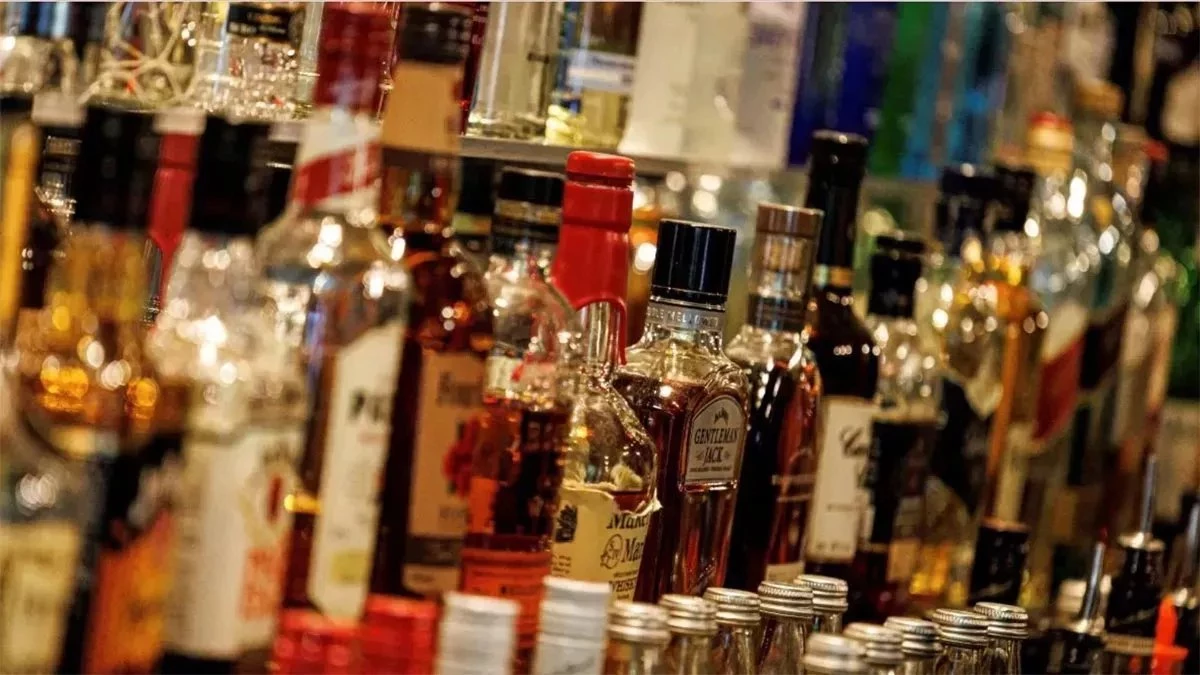 Bihar Liquor Smuggling: नेपाल, झारखंड, यूपी और पंजाब से आ रही शराब की चौंकाने वाली रिपोर्ट