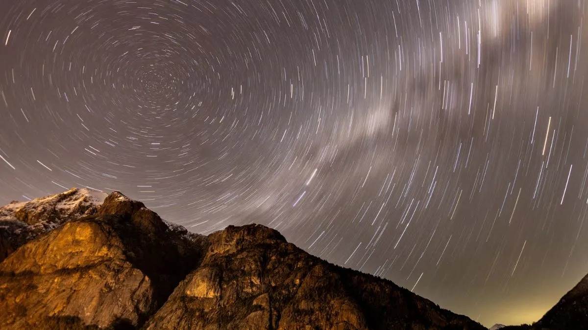 उल्‍काओं की बौछार: तेज चांदनी के बावजूद दिखाई देगा यह चमकीला नज़ारा, कब और कहां देखें