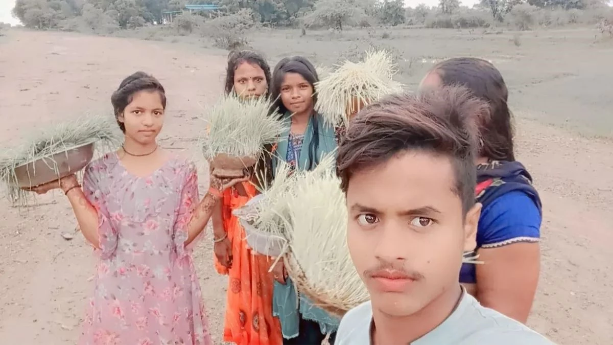 रक्षाबंधन के दिन यूपी में दर्दनाक हादसा: यमुना नदी में डूबीं दो सगी बहनें, हादसे से पहले भाई के साथ ली सेल्फी