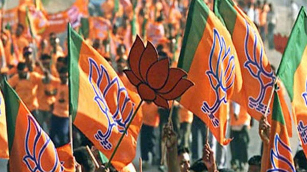 दतिया उपचुनाव में मंत्रियों की फौज और जातीय गणित भी नहीं आई काम, 4 मंडलों में पिछड़ी भाजपा